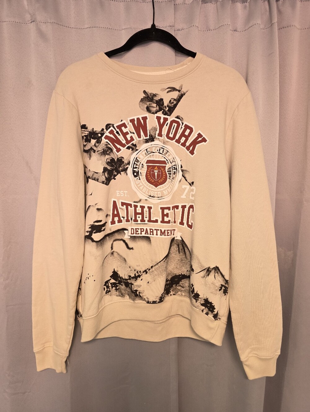 New York Athletic Department Cream Graphic Sweatshirt Medium